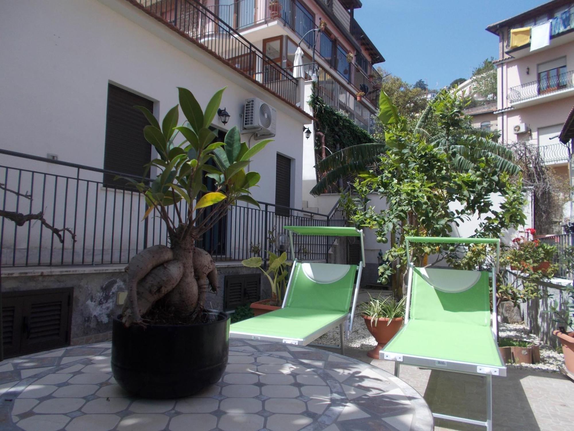 Villa Il Melograno Таормина Екстериор снимка