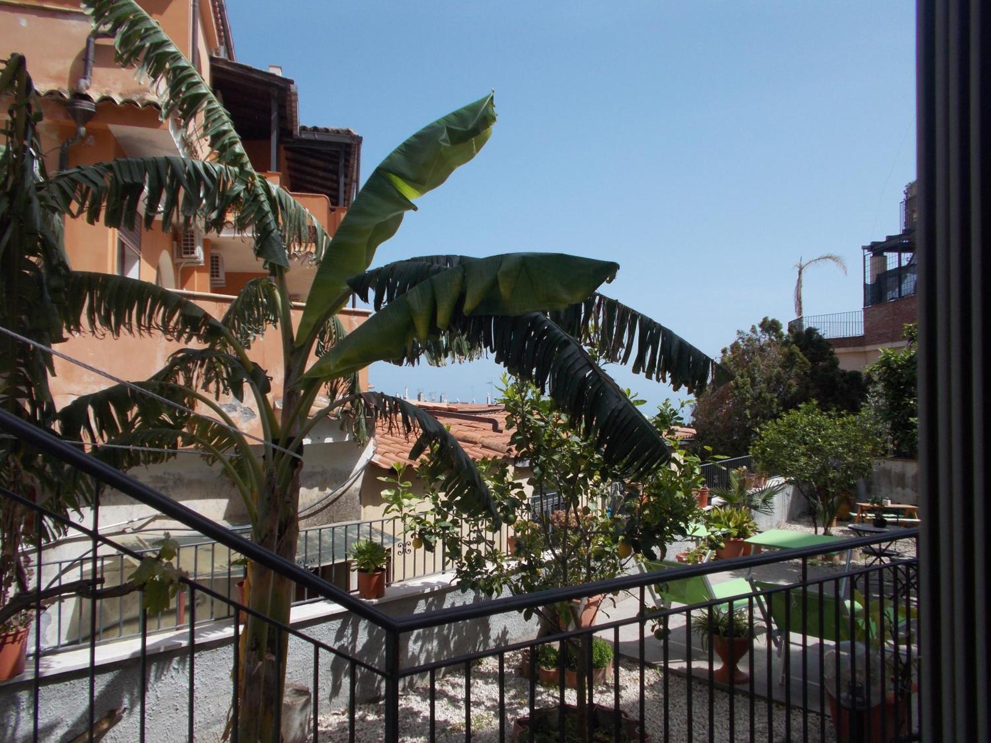 Villa Il Melograno Таормина Екстериор снимка
